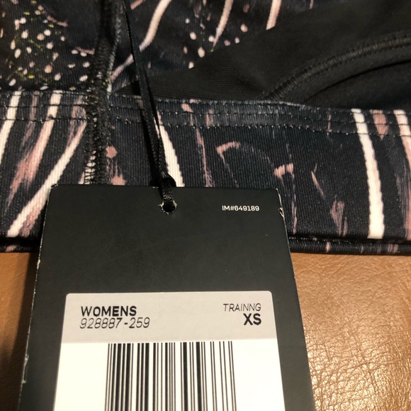 NWT Nike Sports Bra Bundle XS - Picture 6 of 8